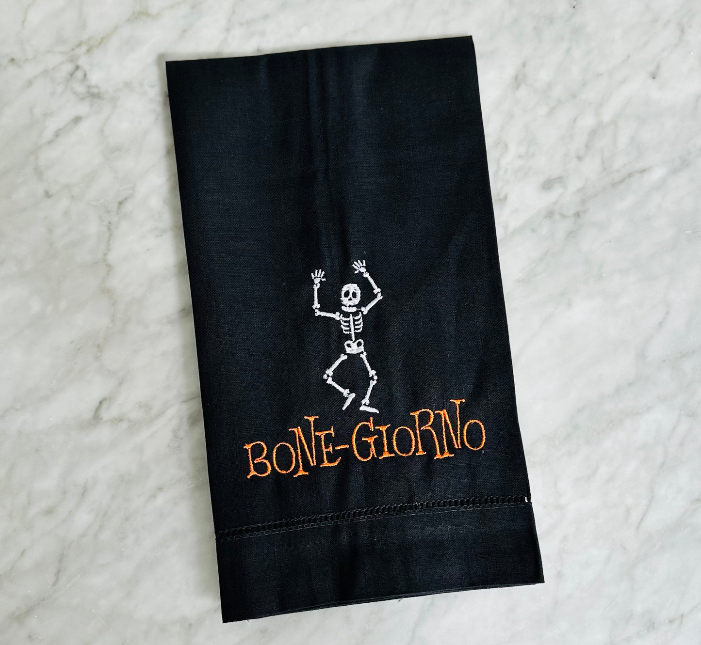 Seasonal guest towel image 9
