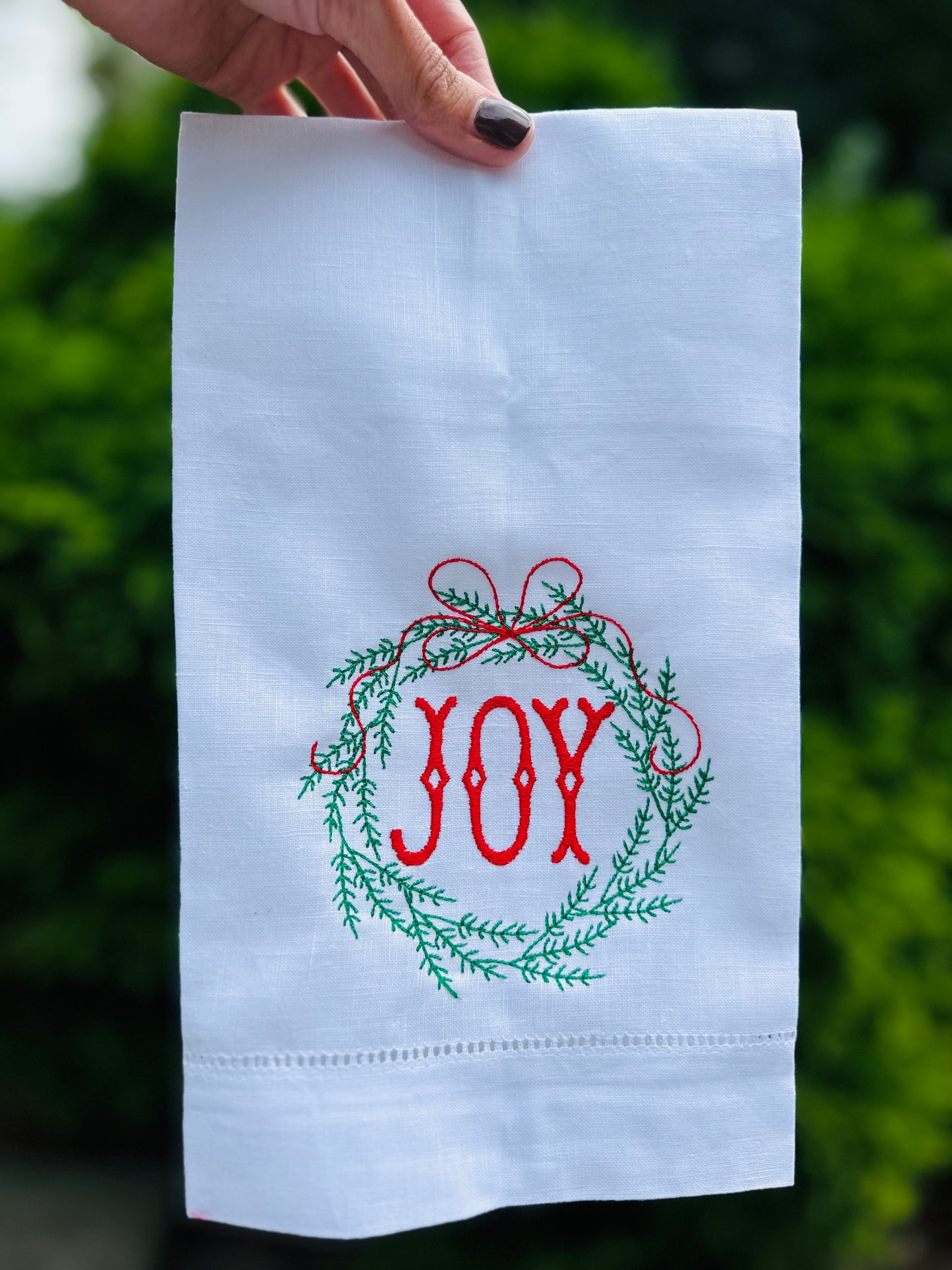 Seasonal guest towel image 8