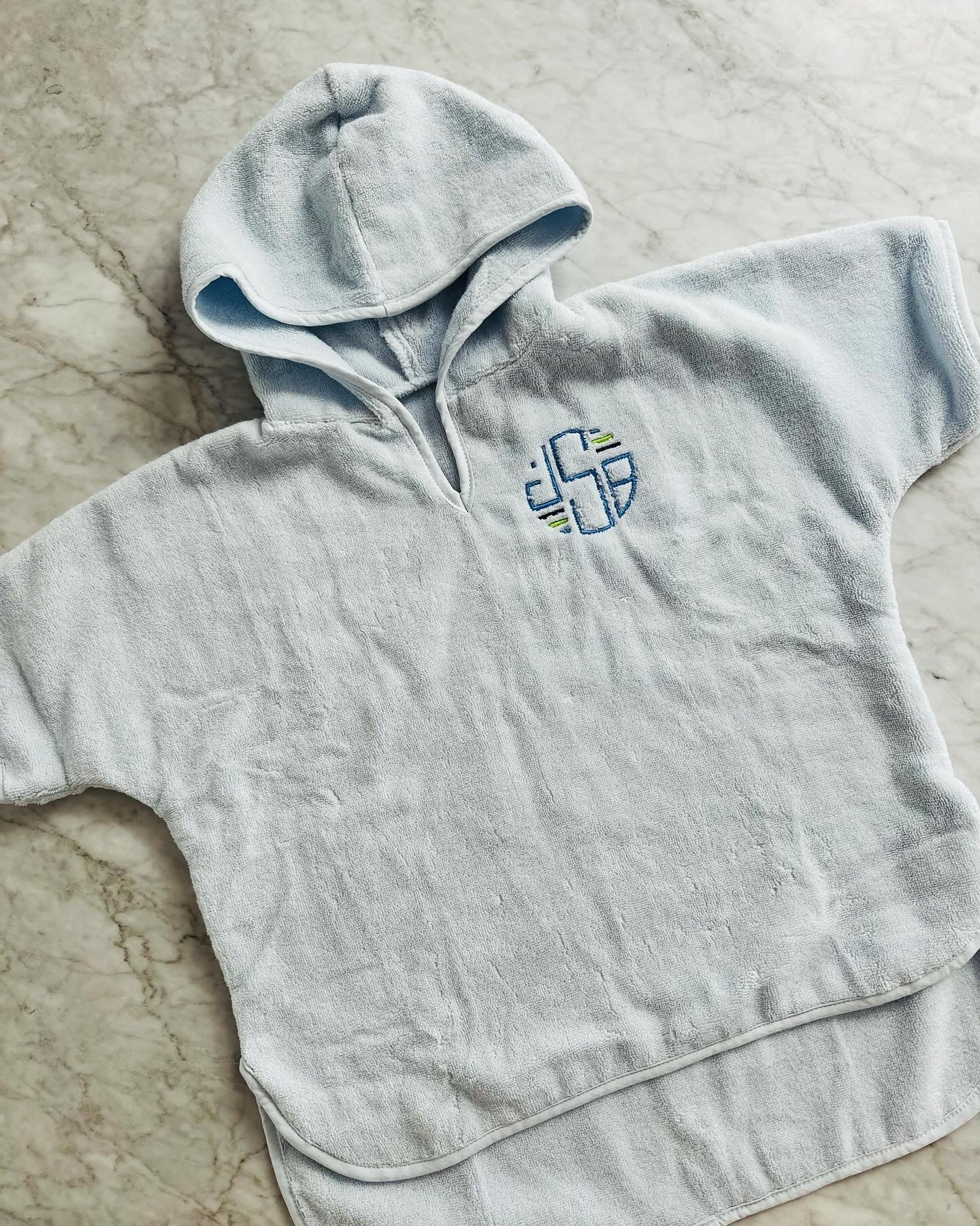 Hooded Towel Poncho image 3