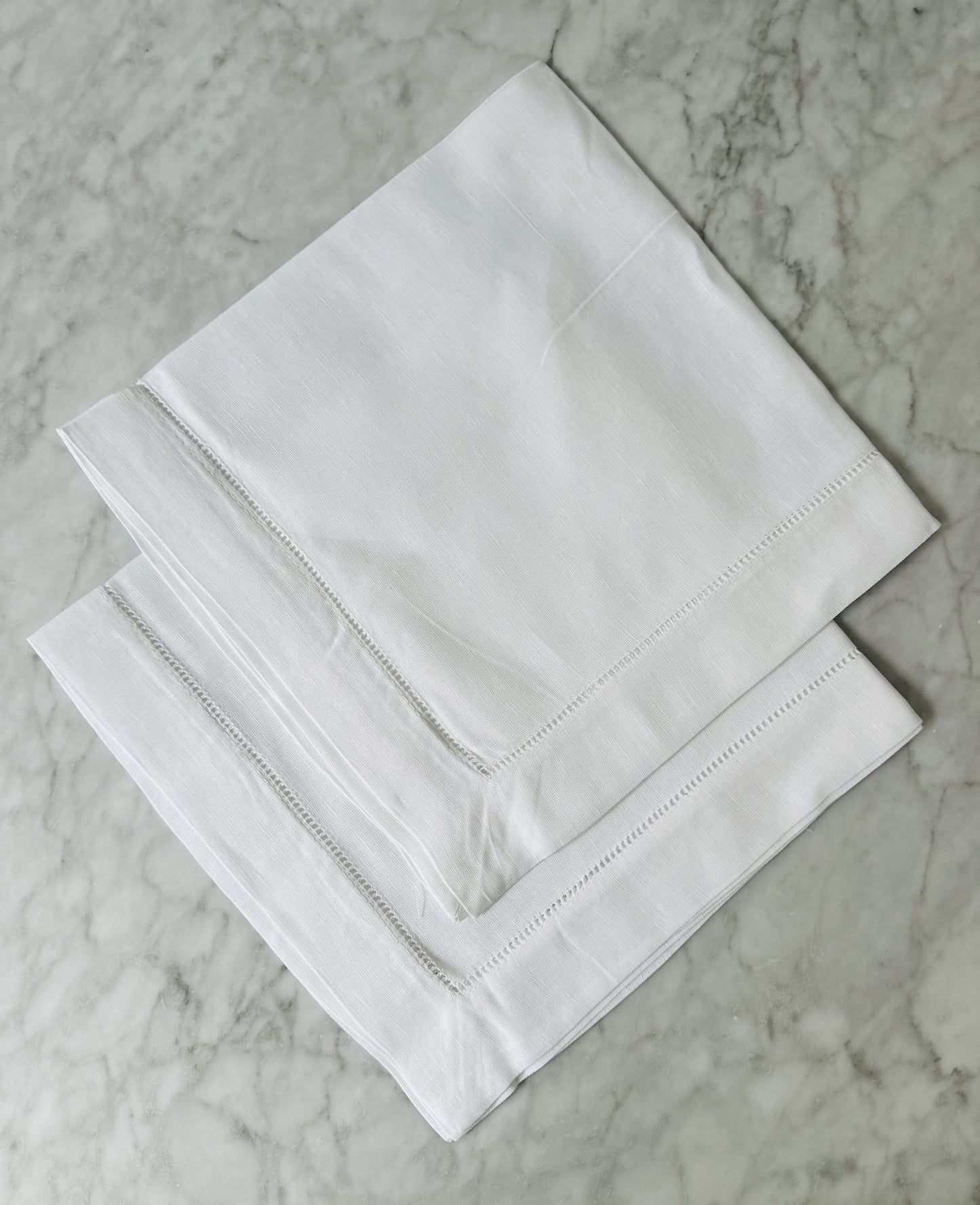 Linen dinner napkins