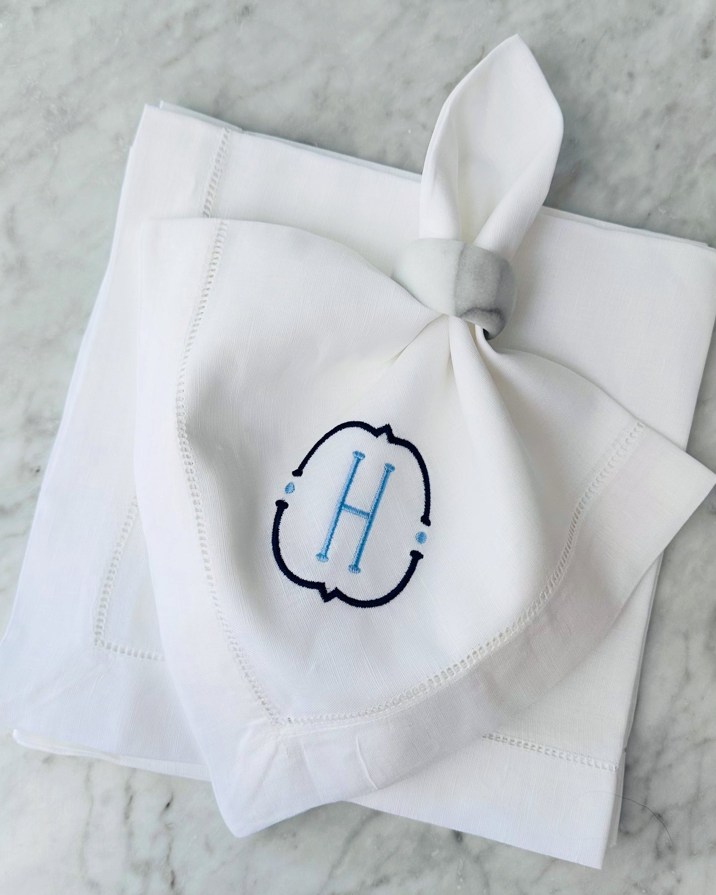 Linen dinner napkins