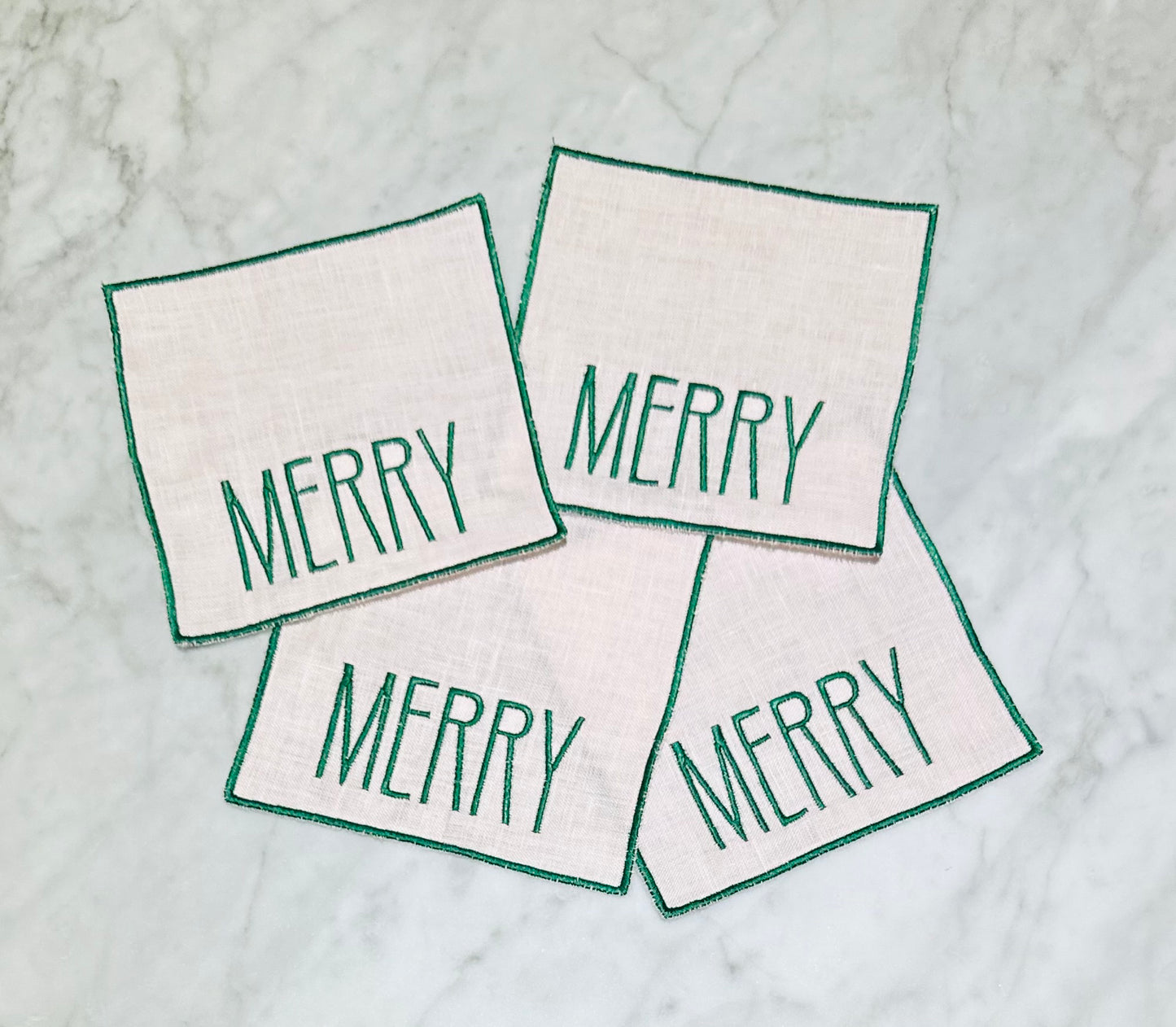 Cocktail napkins with trimmings