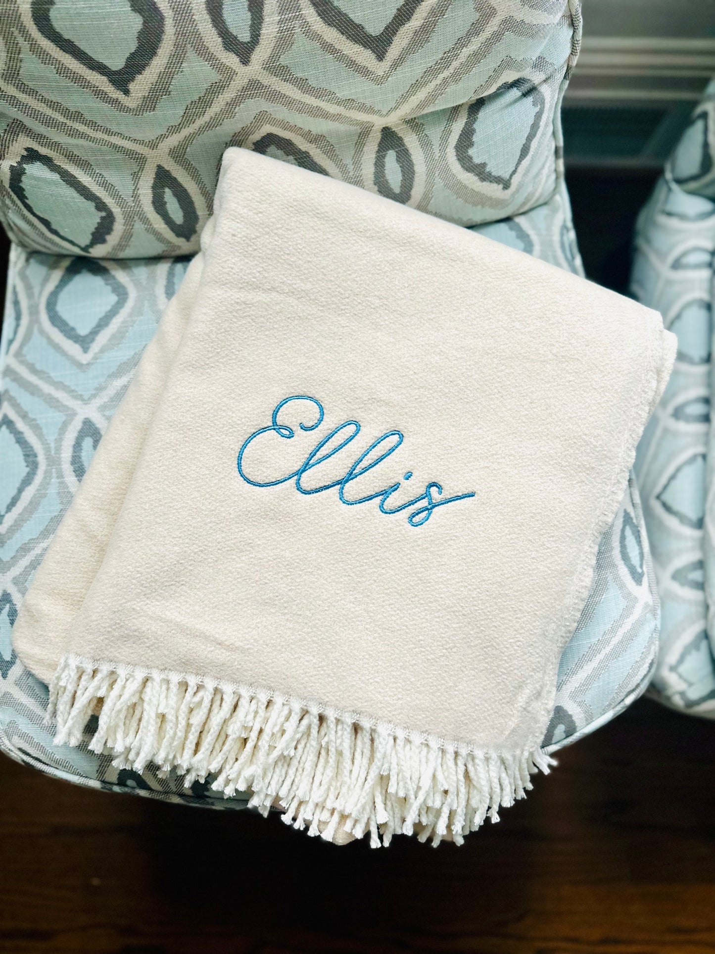 Plush fringe blanket