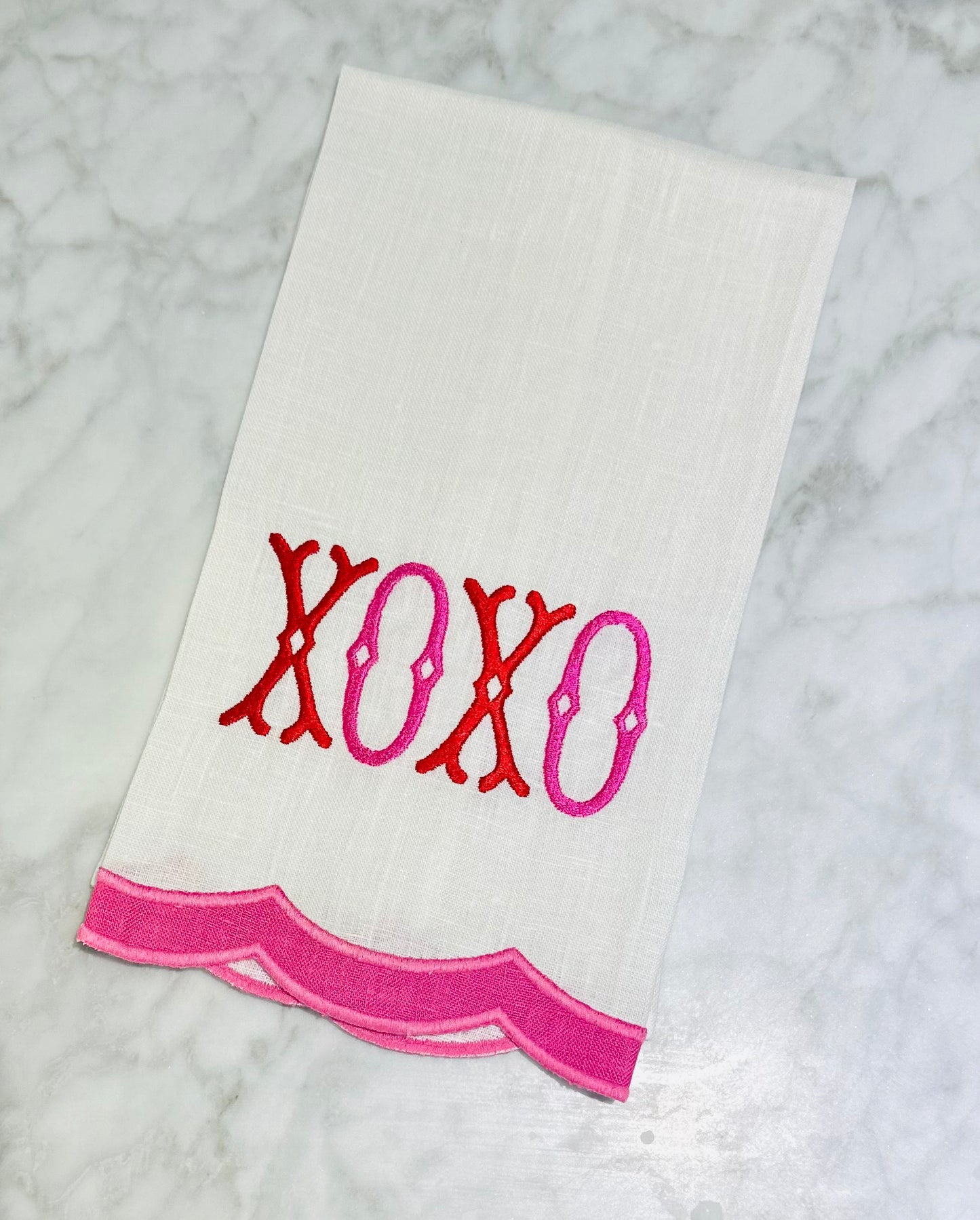 Guest towel with trimmings