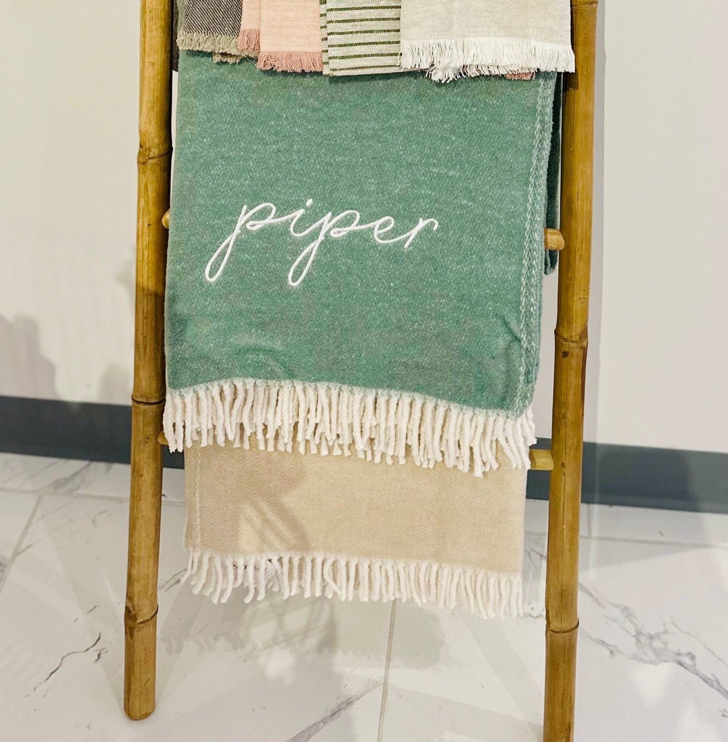 Plush fringe blanket